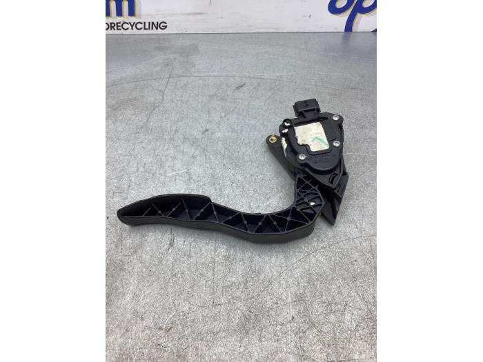 Begagnade Gaspedalsensor Renault Scénic IV (RFAJ) 1.2 TCE 115 16V Pris € 26,00 Marginaltabell erbjuds av Gebr Opdam B.V.