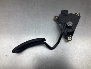 Gaspedalposition Sensor van een Renault Clio III (BR/CR) 1.2 16V 75 2009