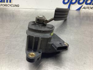 Gaspedalposition Sensor van een Renault Clio III (BR/CR) 1.2 16V 75 2009