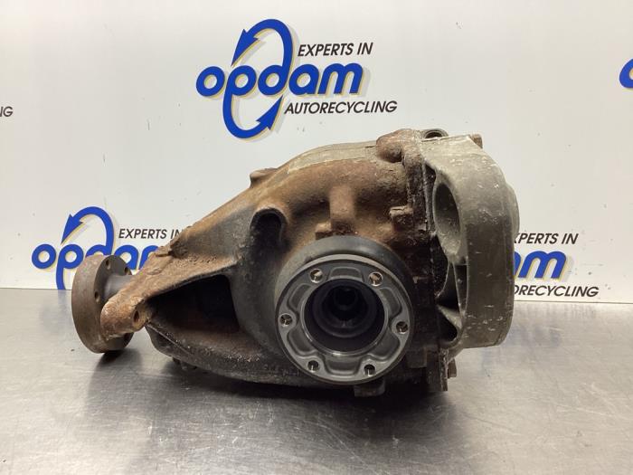 Rear differential from a BMW 5 serie (E60) 530i 24V 2006
