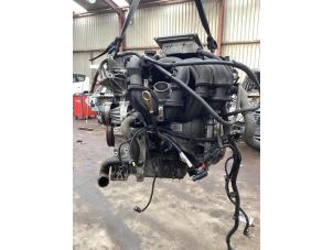 Motor van een Ford Focus 2 Wagon 1.6 16V 2011