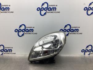 Used Headlight, left Renault Kangoo Express (FC) 1.5 dCi 60 Price € 50,00 Margin scheme offered by Gebr Opdam B.V.