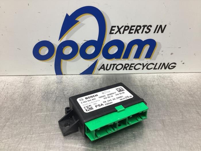 Begagnade PDC-modul Citroen C4 Cactus (0B/0P) 1.2 PureTech 82 12V Pris € 51,00 Marginaltabell erbjuds av Gebr Opdam B.V.