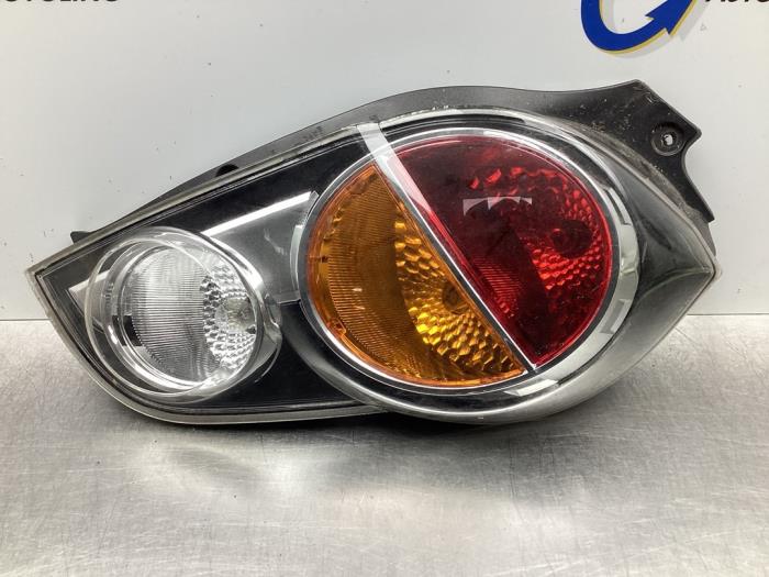 Taillight, right from a Chevrolet Spark (M300) 1.0 16V Bifuel 2012