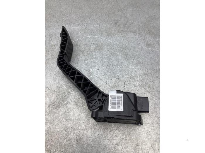 Begagnade Gaspedalsensor Citroen DS 4/DS 4 Crossback (NX) 1.6 BlueHDI 120 Pris € 30,00 Marginaltabell erbjuds av Gebr Opdam B.V.