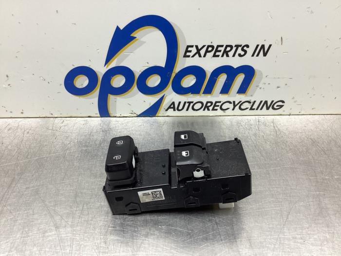 Usados Interruptor de ventanilla eléctrica Kia Picanto (JA) 1.0 12V Precio € 34,00 Norma de margen ofrecido por Gebr Opdam B.V.