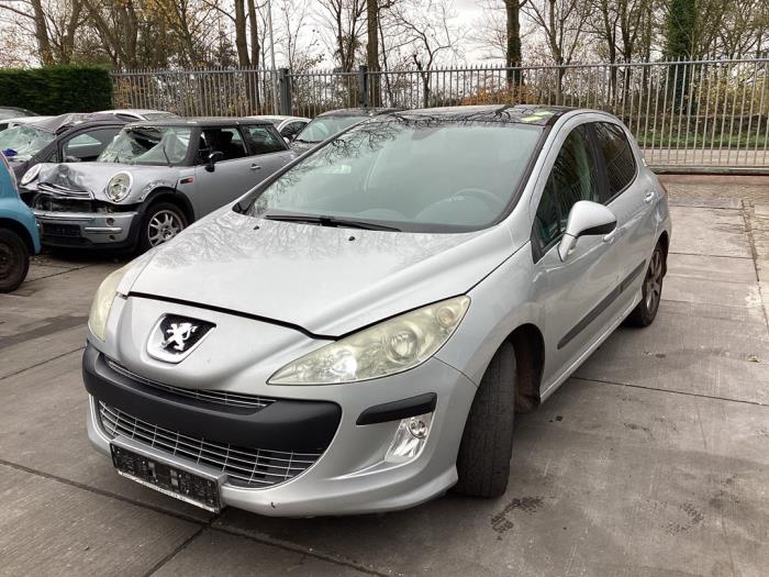 Używane Reflektor lewy Peugeot 308 (4A/C) 1.6 VTI 16V Cena € 85,00 Procedura marży oferowane przez Gebr Opdam B.V.