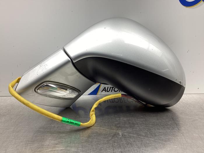 Wing mirror, left from a Peugeot 308 (4A/C) 1.6 VTI 16V 2008