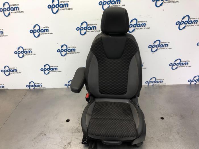 Set of upholstery (complete) from a Opel Crossland/Crossland X 1.2 Turbo 12V 2019