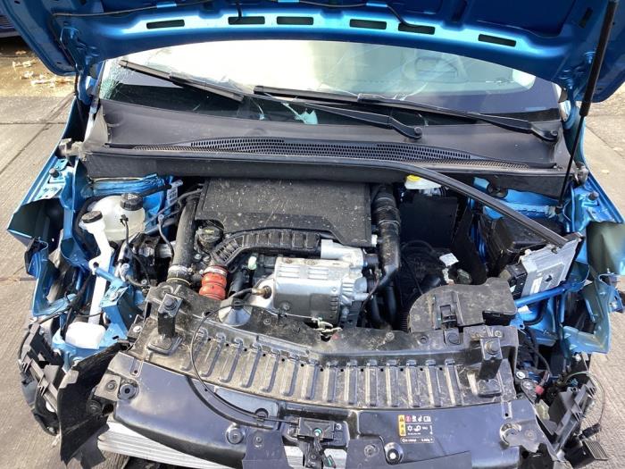 Mecanismo y motor de limpiaparabrisas de un Opel Crossland/Crossland X 1.2 Turbo 12V 2019