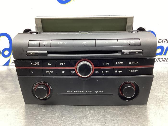 Radio from a Mazda 3 Sport (BK14) 1.3i 16V 2004