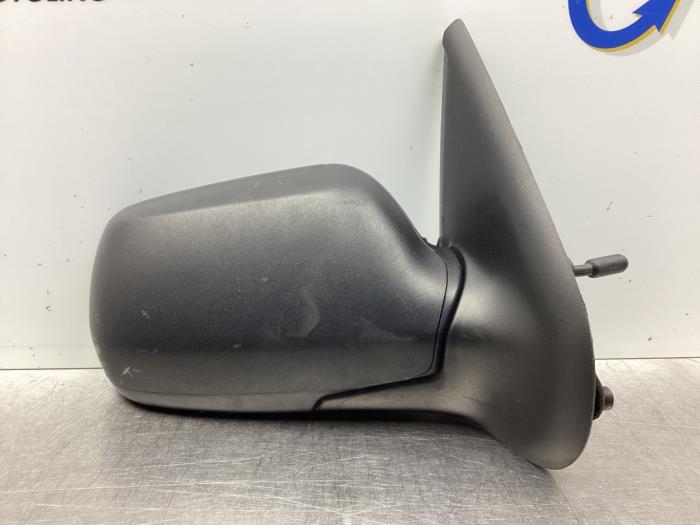 Wing mirror, right from a Mazda 2 (NB/NC/ND/NE) 1.4 16V 2006