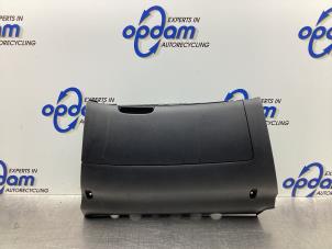 Used Glovebox Skoda Octavia (1Z3) 1.6 MPI Price € 50,00 Margin scheme offered by Gebr Opdam B.V.