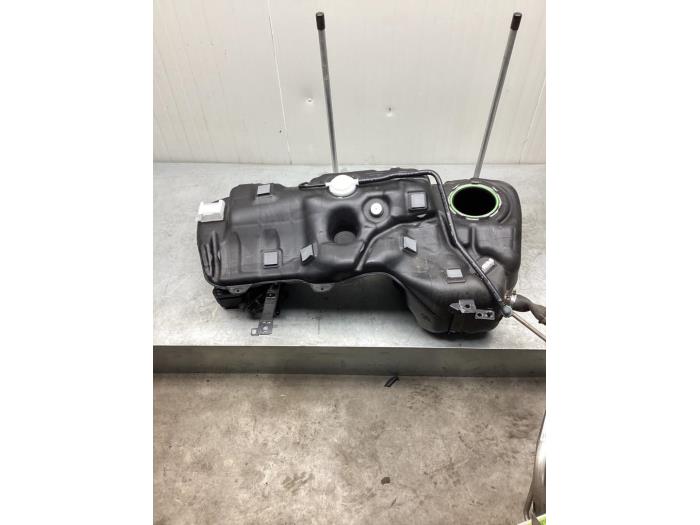 Begagnade Tank Volvo XC40 (XZ) 1.5 T3 12V Pris € 170,00 Marginaltabell erbjuds av Gebr Opdam B.V.