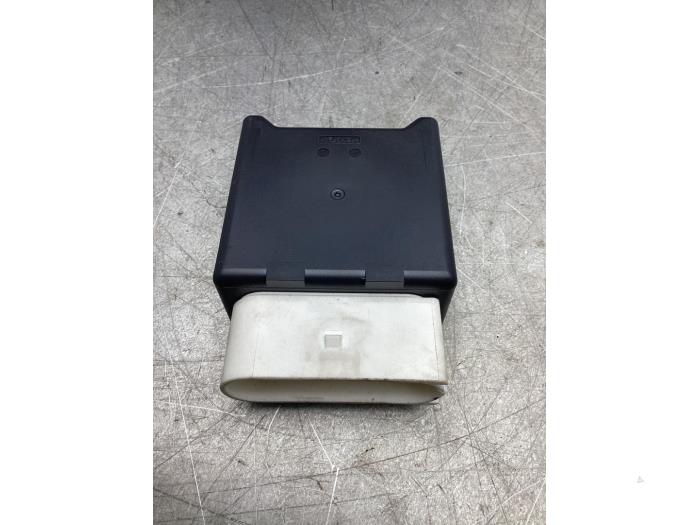 Usagé Module pompe carburant Volvo XC40 (XZ) 1.5 T3 12V Prix € 85,00 Règlement à la marge proposé par Gebr Opdam B.V.