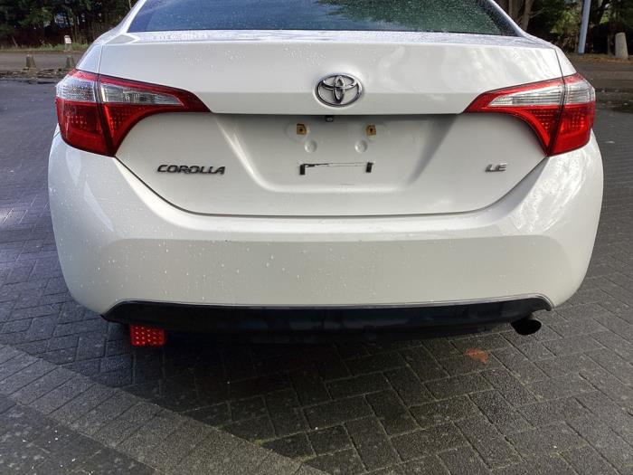 Pare-chocs arrière d'un Toyota Corolla 2015
