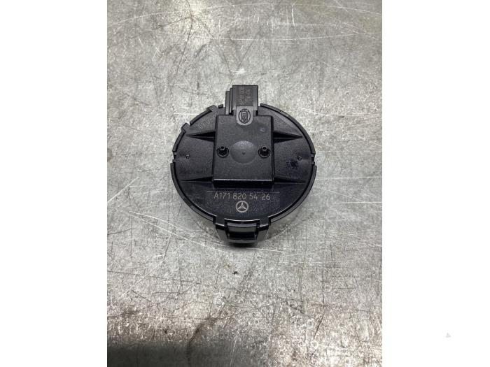 Begagnade Regnsensor Mercedes B (W245) 1.7 B-170 16V Pris € 21,00 Marginaltabell erbjuds av Gebr Opdam B.V.