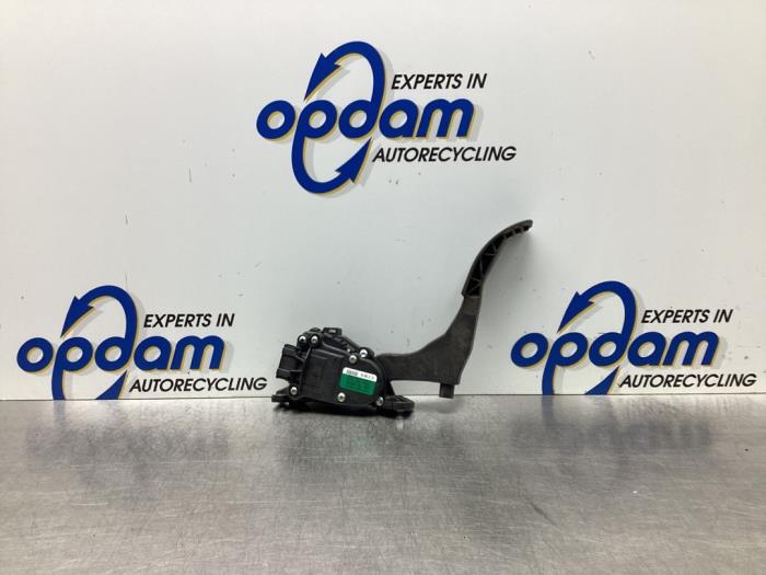 Begagnade Gaspedalsensor Volkswagen Polo V (6R) 1.2 TSI Pris € 42,00 Marginaltabell erbjuds av Gebr Opdam B.V.