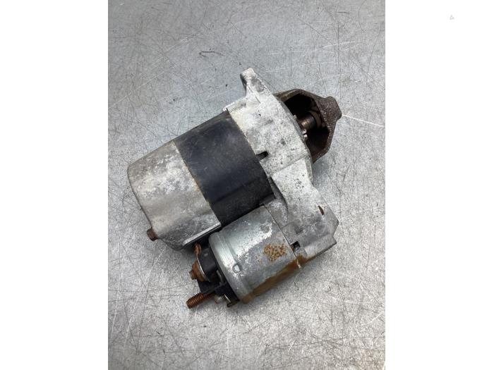 Motor de arranque de un Mercedes-Benz B (W245,242) 1.7 B-170 16V 2008