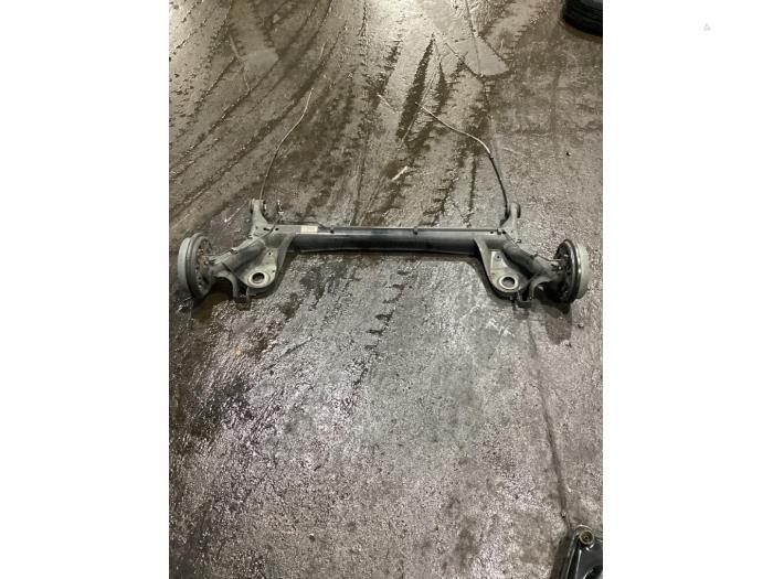 Rear-wheel drive axle from a Volkswagen Up! (121) 1.0 12V 60 2020