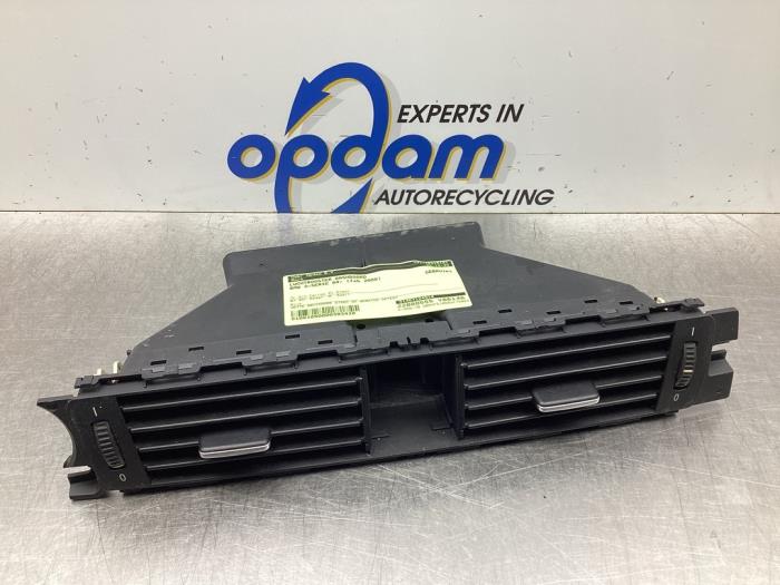 Luftgitter Armaturenbrett BMW 3 serie 318i 16V - 51467124914