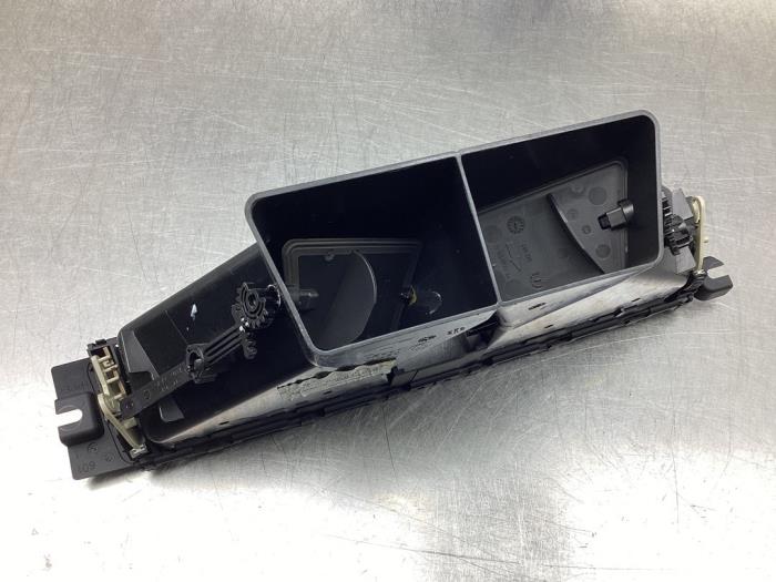 Luftgitter Armaturenbrett BMW 3 serie 318i 16V - 51467124914