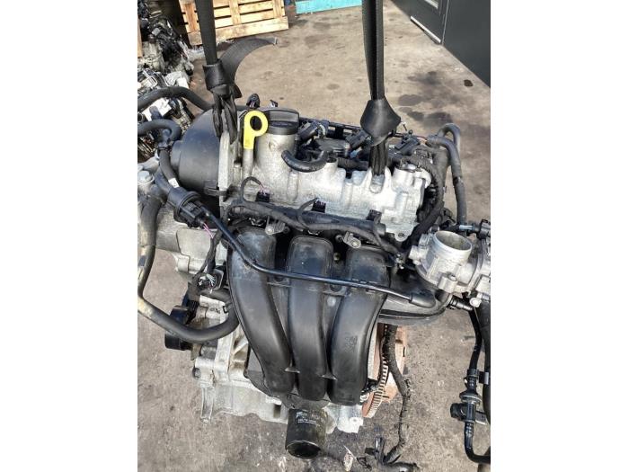 Engine Volkswagen Polo V 1.0 12V BlueMotion Technology - XXXXX CHYB