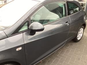 Gebrauchte Tür 2-türig links Seat Ibiza IV SC (6J1) 1.4 16V Preis € 250,00 Margenregelung angeboten von Gebr Opdam B.V.