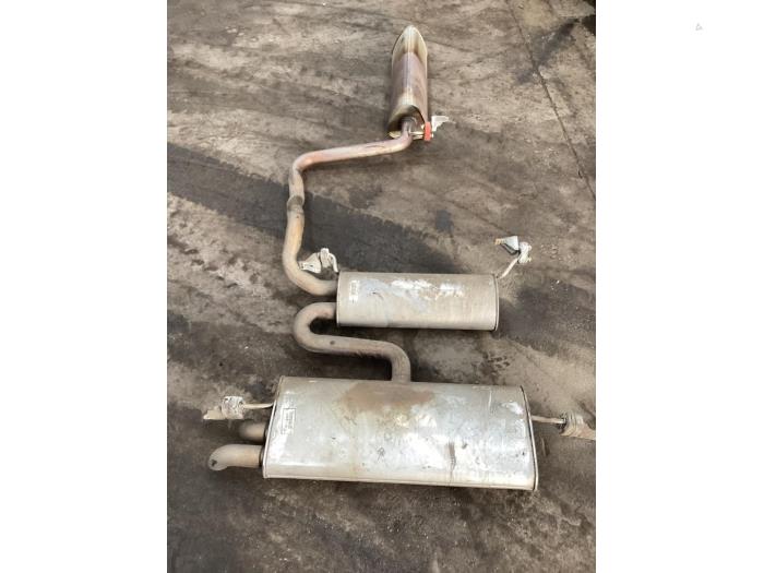 Exhaust central + rear silencer from a Seat Ateca (5FPX) 1.5 TSI 16V 2019