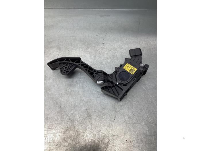 Begagnade Gaspedalsensor Skoda Fabia III Combi (NJ5) 1.0 12V Greentech Pris € 42,00 Marginaltabell erbjuds av Gebr Opdam B.V.