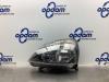 Headlight, left from a Renault Clio II (BB/CB) 1.2 16V 2002