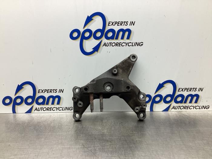 Used Engine mount Ford Transit Custom 2.0 TDCi 16V Eco Blue 105 Price € 42,00 Margin scheme offered by Gebr Opdam B.V.