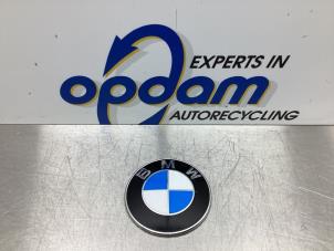 Used Emblem BMW 3 serie (F30) 320i 1.6 16V EfficientDynamicsEdition Price € 20,00 Margin scheme offered by Gebr Opdam B.V.