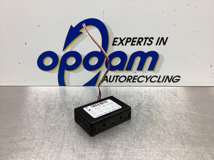 Begagnade Regnsensor BMW 1 serie (E82) 120i 16V Pris € 21,00 Marginaltabell erbjuds av Gebr Opdam B.V.