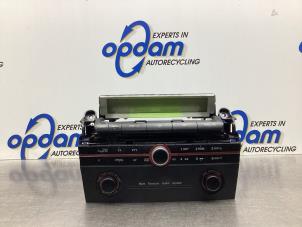 Usados Radio Mazda 3 Sport (BK14) 2.0i 16V Precio € 100,00 Norma de margen ofrecido por Gebr Opdam B.V.