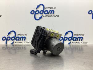 Used ABS pump Smart Forfour (454) 1.1 12V Price € 175,00 Margin scheme offered by Gebr Opdam B.V.