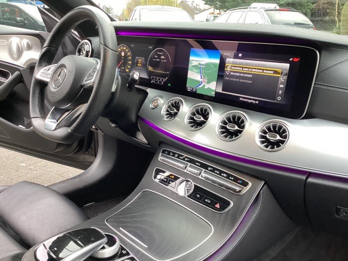 Begagnade Klocka Mercedes E (R238) E-200 2.0 Turbo 16V Pris € 85,00 Marginaltabell erbjuds av Gebr Opdam B.V.