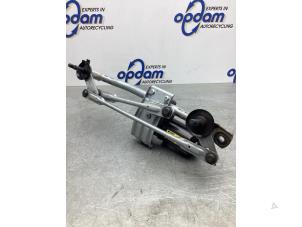 Used Wiper motor + mechanism Kia Picanto (JA) 1.0 12V Price € 50,00 Margin scheme offered by Gebr Opdam B.V.