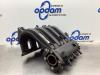 Intake manifold from a Renault Clio III (BR/CR), 2005 / 2014 1.2 16V 75, Hatchback, Petrol, 1.149cc, 55kW (75pk), FWD, D4F740; D4FD7; D4F706; D4F764; D4FE7, 2005-06 / 2014-12, BR/CR1J; BR/CRCJ; BR/CR1S; BR/CR9S; BR/CRCS; BR/CRFU; BR/CR3U; BR/CRP3 2006