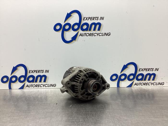 Begagnade Dynamo Opel Corsa B (73/78/79) 1.4i Pris € 30,00 Marginaltabell erbjuds av Gebr Opdam B.V.