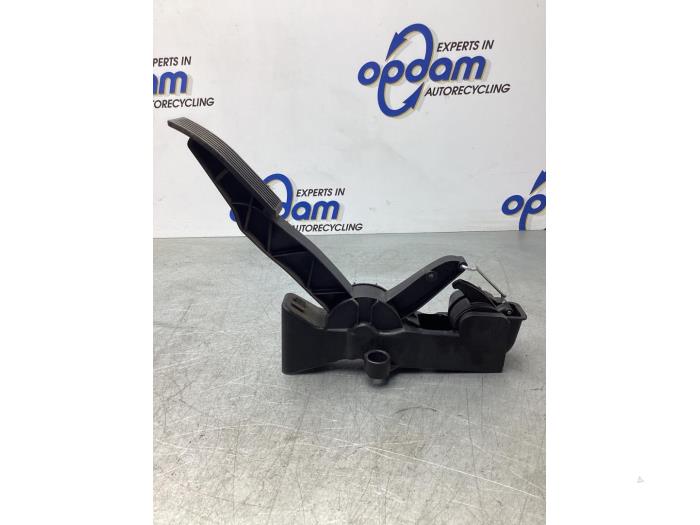 Begagnade Gaspedalsensor Mercedes A (W169) 1.5 A-150 5-Drs. Pris € 21,00 Marginaltabell erbjuds av Gebr Opdam B.V.