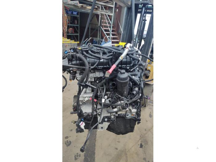 Motor de un BMW 3 serie (G20) 318i 2.0 TwinPower Turbo 16V 2022
