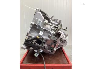 Getriebe van een Mazda 3 Sport (BP) 2.0 SkyActiv-X M Hybrid 16V 2020