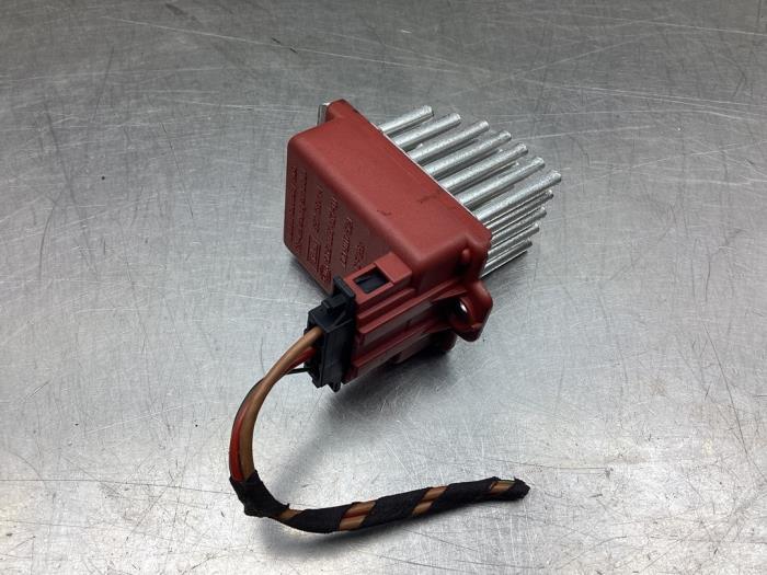 Heater resistor from a Audi TT Roadster (8N9) 1.8 20V Turbo 2000