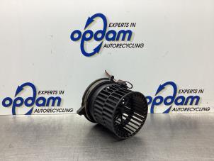 Usados Motor de ventilador de calefactor Ford Fusion 1.6 16V Precio € 50,00 Norma de margen ofrecido por Gebr Opdam B.V.