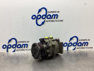 Usados Bomba de aire acondicionado Ford Fusion 1.6 16V Precio € 75,00 Norma de margen ofrecido por Gebr Opdam B.V.