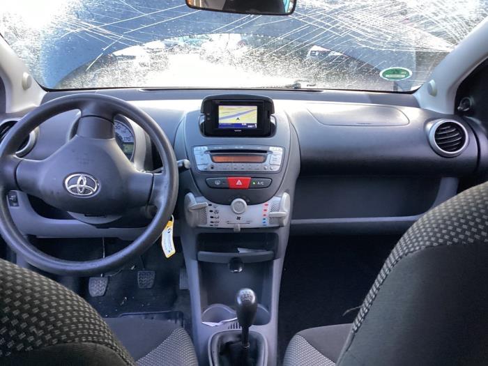 Kit+module airbag d'un Toyota Aygo (B10) 1.0 12V VVT-i 2011