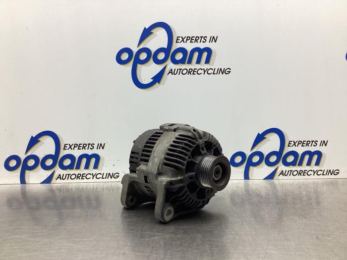 Begagnade Dynamo BMW 3 serie (E46/4) 316i Pris € 42,00 Marginaltabell erbjuds av Gebr Opdam B.V.