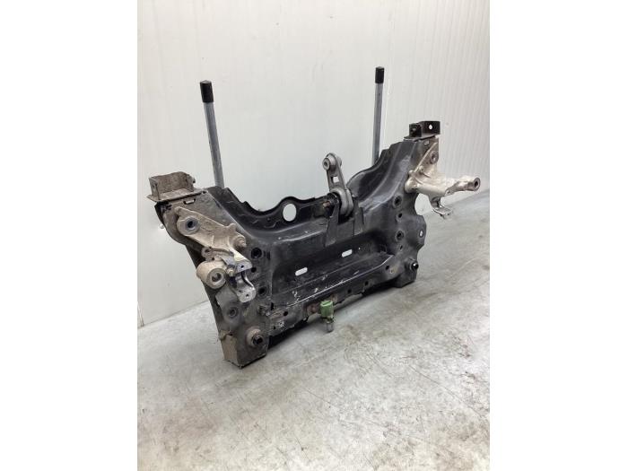 Subframe from a Renault Grand Scénic IV (RFAR) 1.5 Energy dCi 110 2017