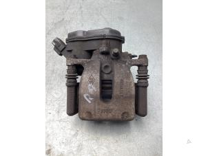 Used Rear brake calliper, right Renault Grand Scénic IV (RFAR) 1.5 Energy dCi 110 Price € 100,00 Margin scheme offered by Gebr Opdam B.V.